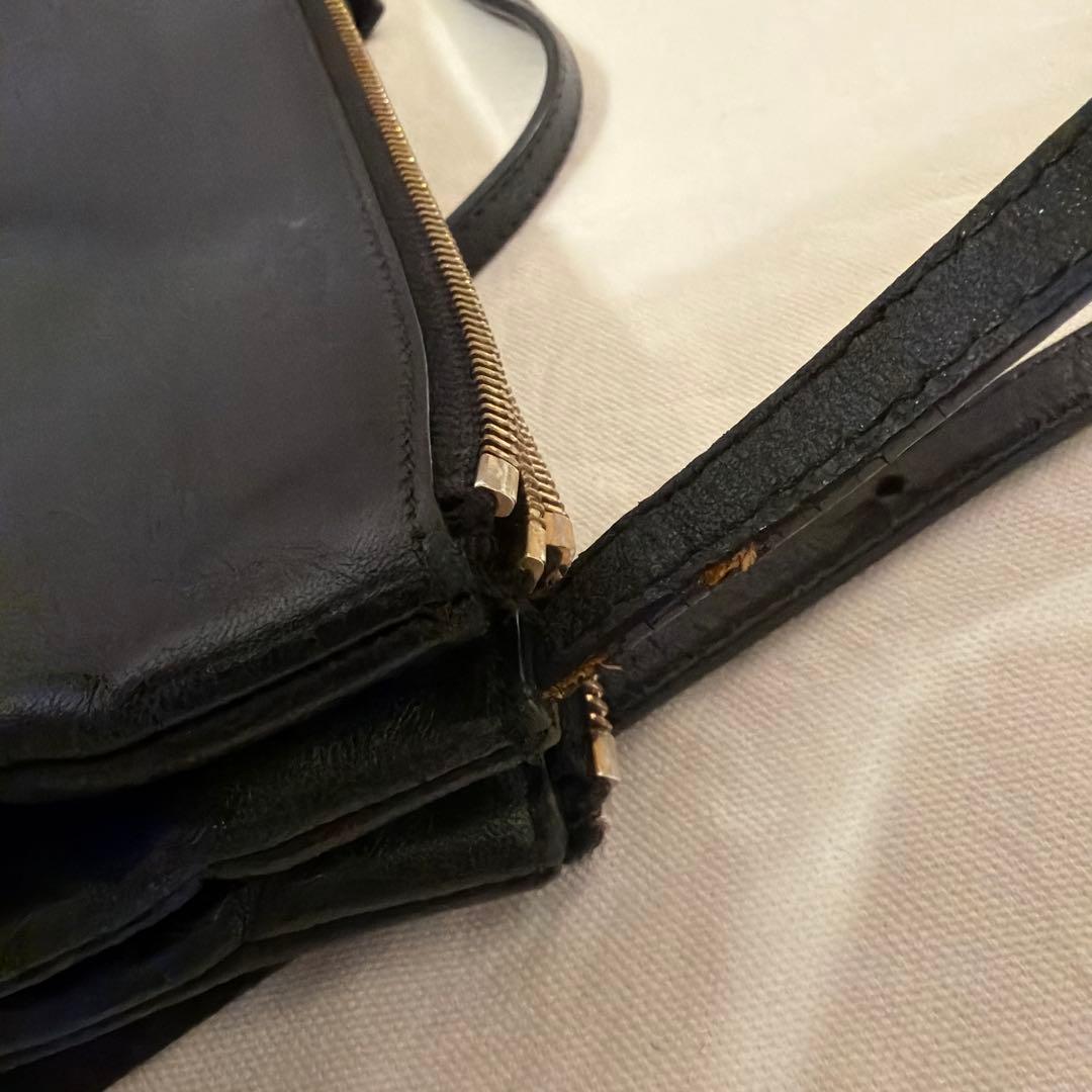 セリーヌトリオ　ショルダーバッグ