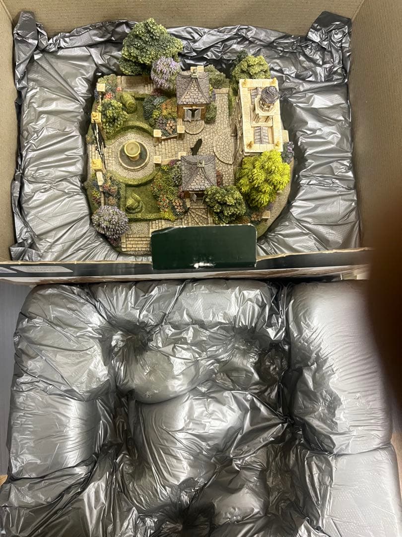 The Millennium Gate リリパットレーン 限定大型モデル 難あり - メルカリ