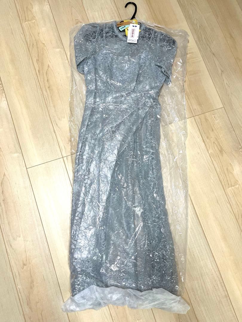 美品【クリーニング済】SNIDEL シャイニーレースドレス