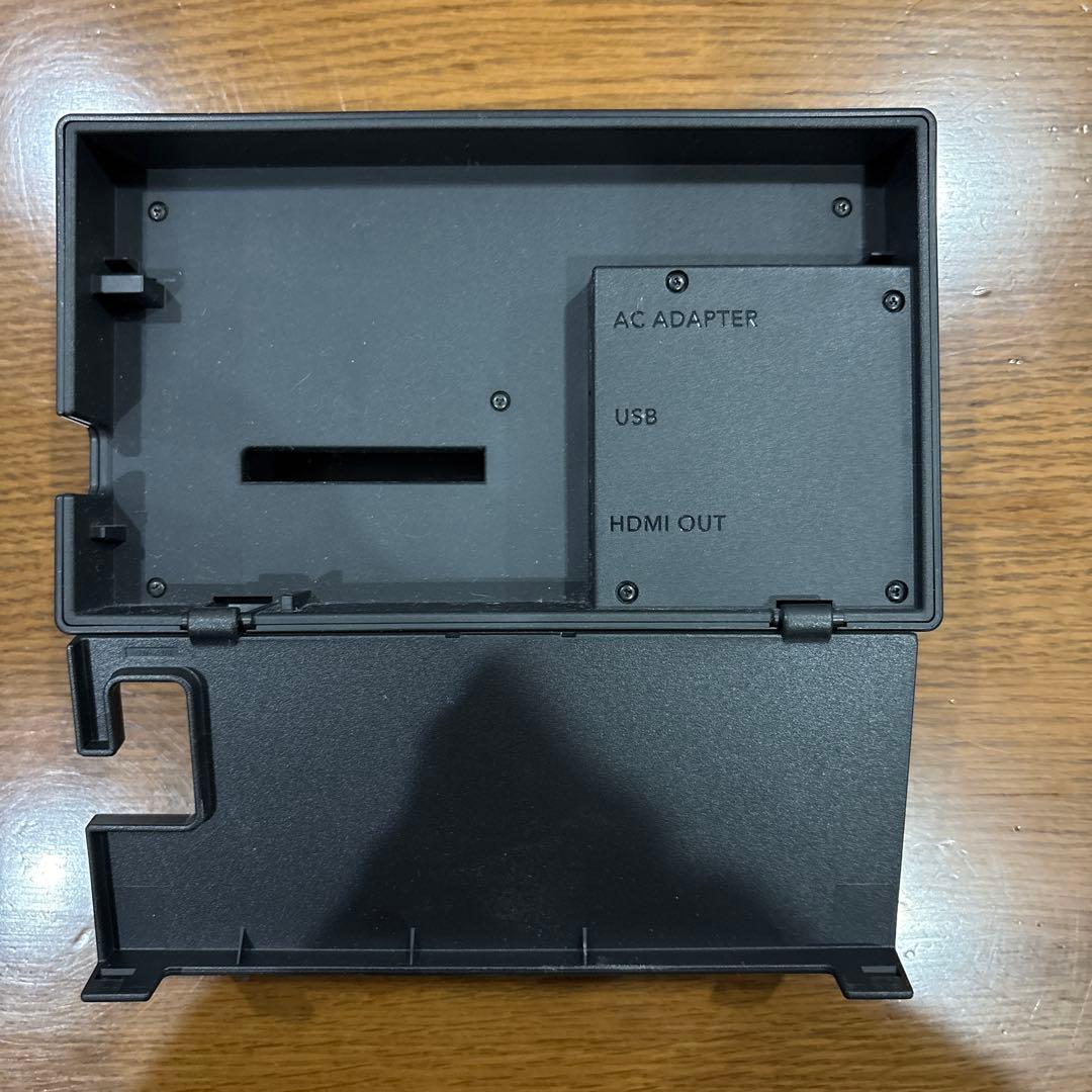 Nintendo Switch本体　ネオンブルー/ネオンレッド