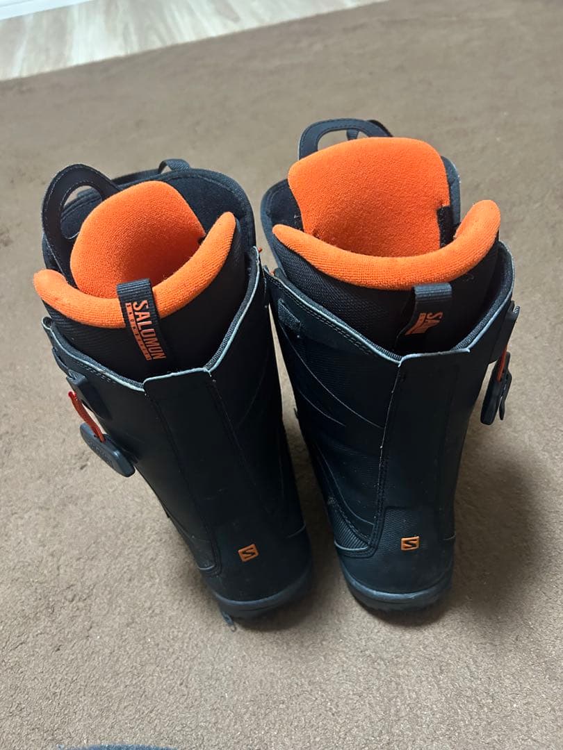 Salomon スノーボードブーツ ブラック/オレンジ