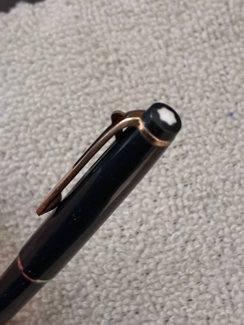 R*a様 ◾️モンブラン◾️ハンマートリガー式ボールペン◾️ダークグレー/金色◾