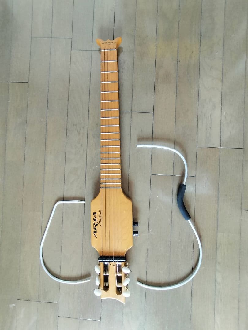 Aria アリア シンソニード Sinsonido サイレントギター