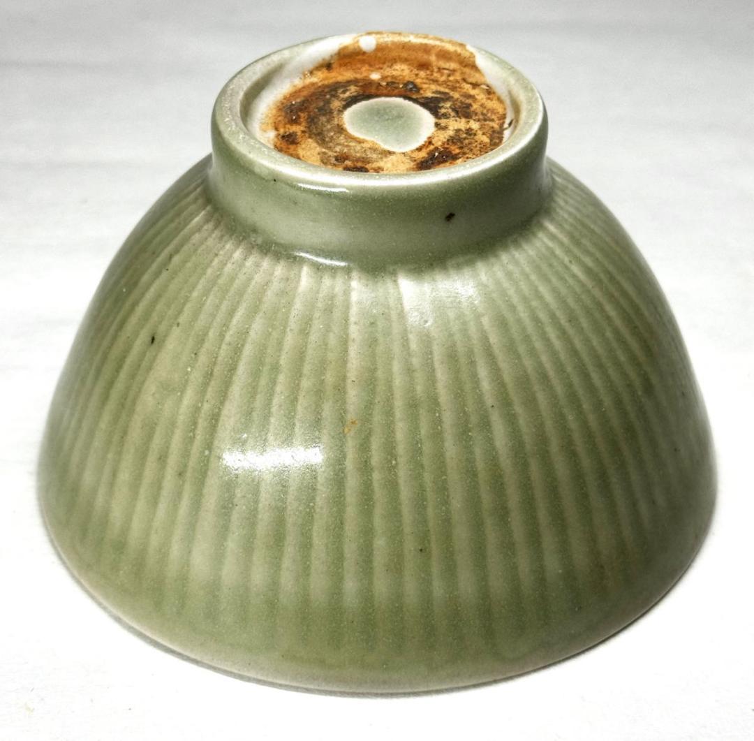 宋時代 龍泉窯青磁茶碗 箱付 時代品 伝世品焼物 歴史唐物 ウブ品WWTT324