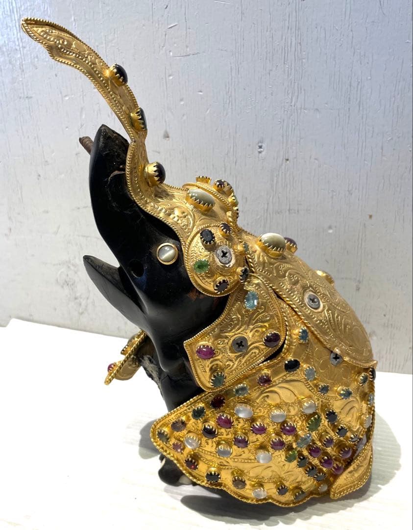 希少 中国美術 木彫 宝石飾 小象 象 置物 飾り物 インテリア コレクション