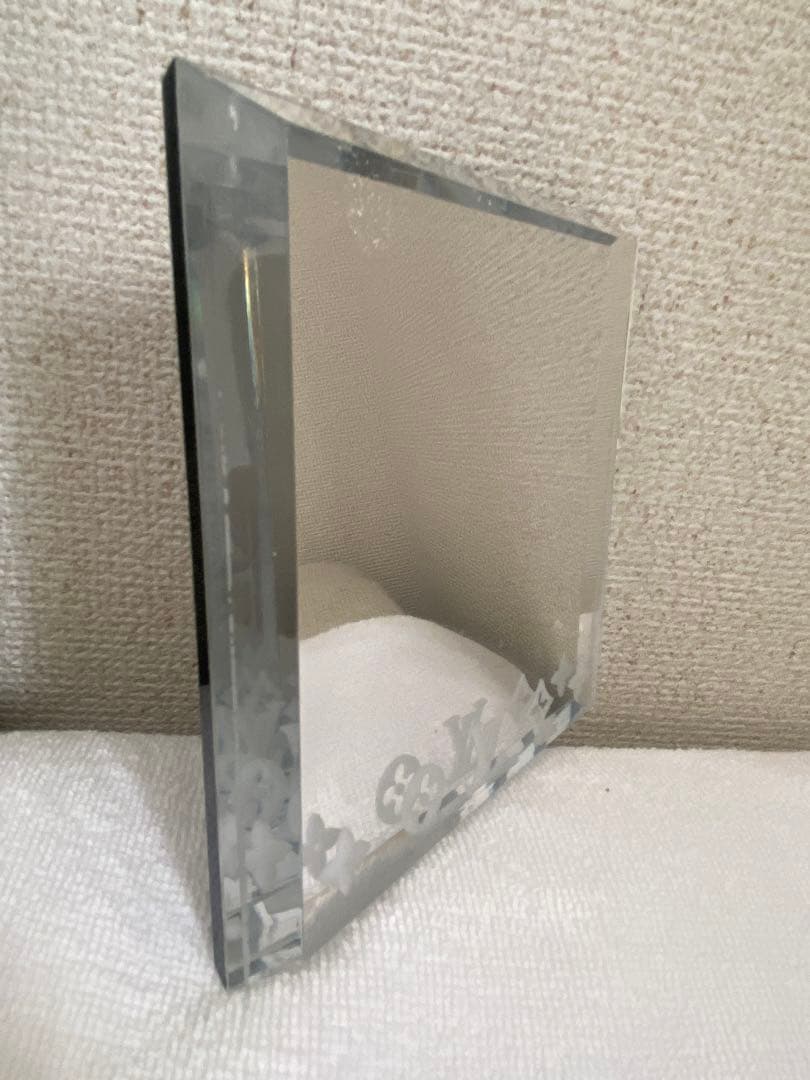 *非売品／レアもの　Louis Vuitton ミラー(招待イベントプレゼント)