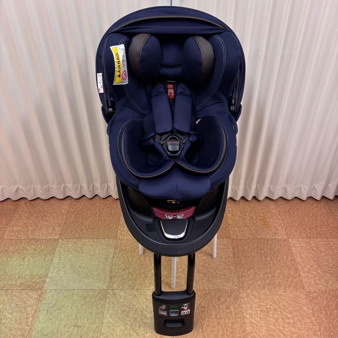 クリーニング済　☆極美品☆　新生児　エールべべ　クルット4S　グランス　ネイビー