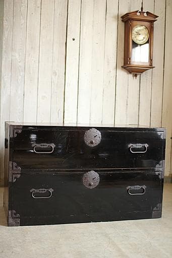 綺麗な丸金具庄内箪笥 2段 タンス 収納 古家具 古民家 時代家具