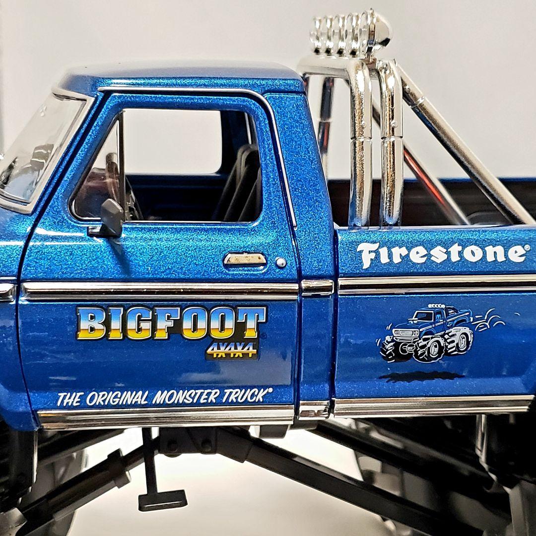 超ビッグサイズ！1/18グリーンライト ビッグフット FORD F-250