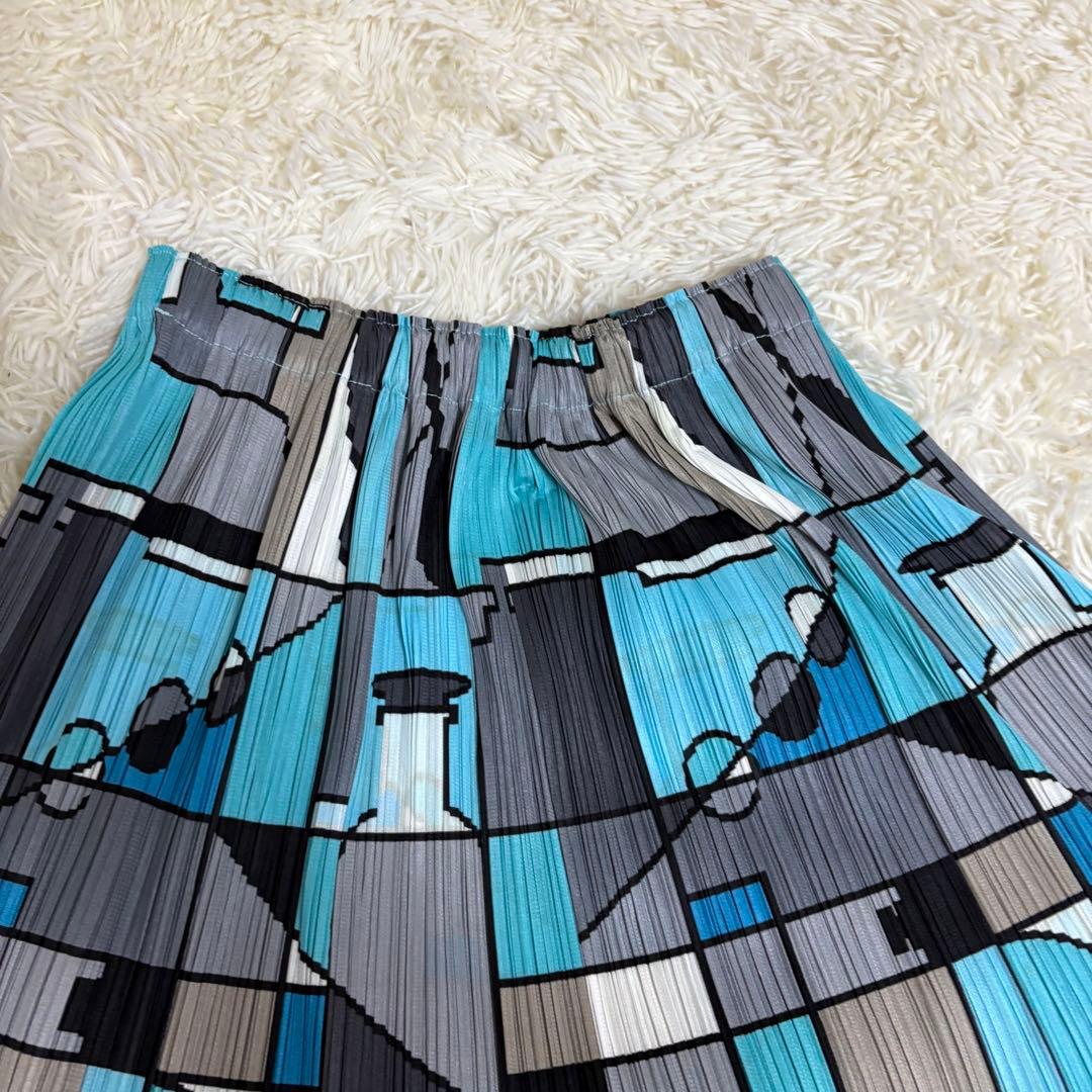 【極美品】プリーツプリーズ イッセイミヤケ スカート 幾何学 3