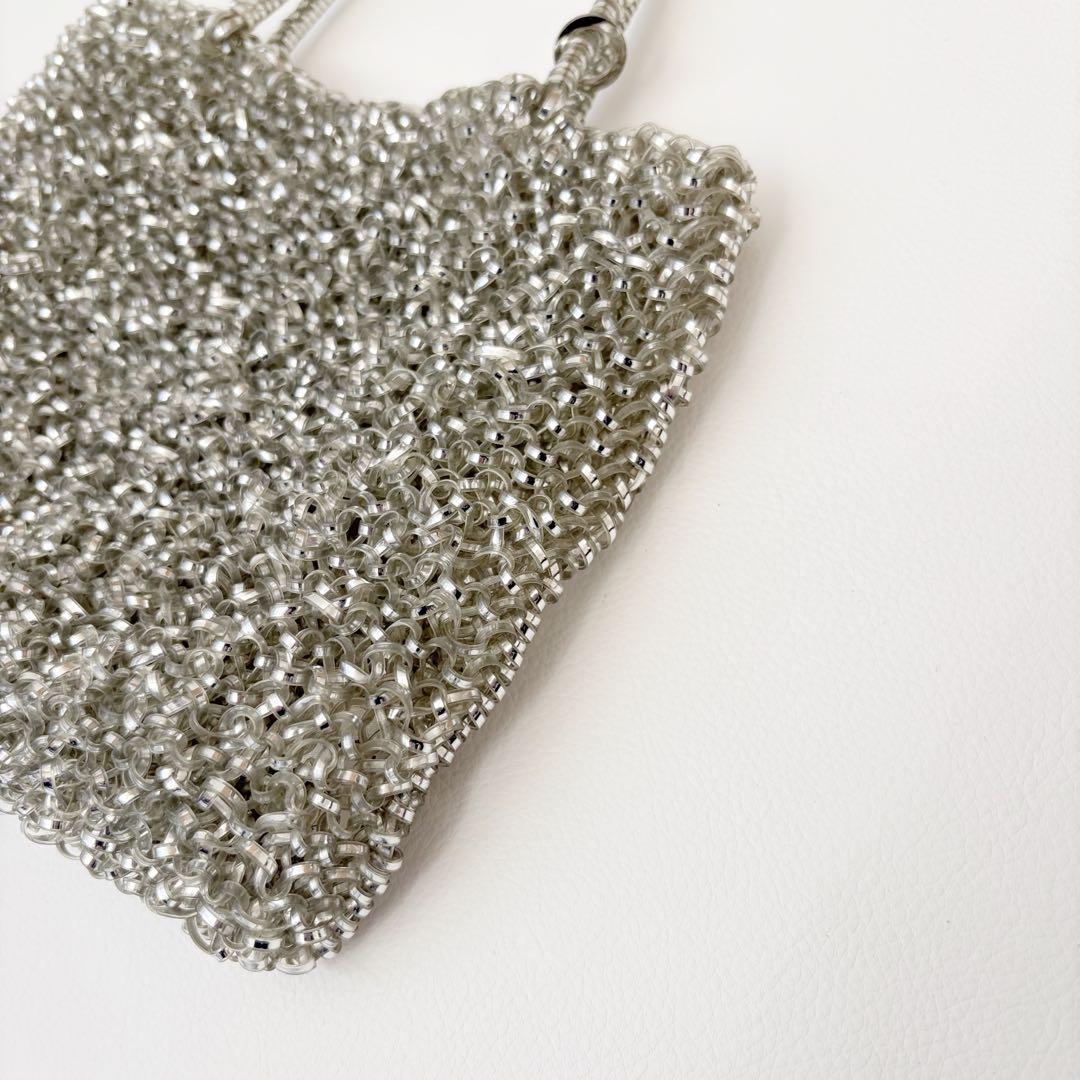 アンテプリマ　スタンダード　スクエア　ミディアム　シルバー　インナーポーチ付き