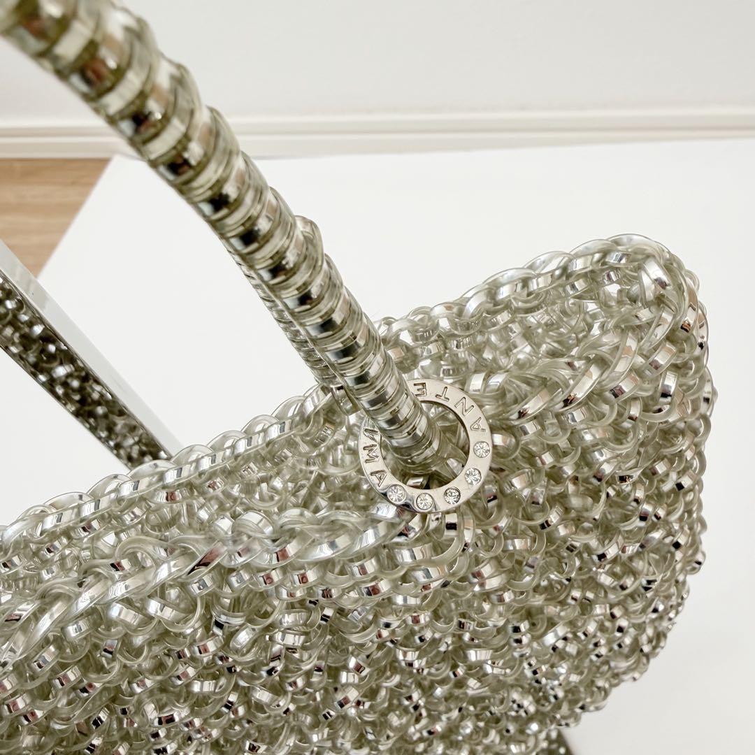 アンテプリマ　スタンダード　スクエア　ミディアム　シルバー　インナーポーチ付き