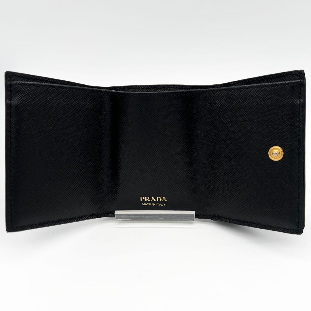 【極美品✨】 プラダ 三つ折り財布 付属品完備 サフィアーノメタル ブラック 黒