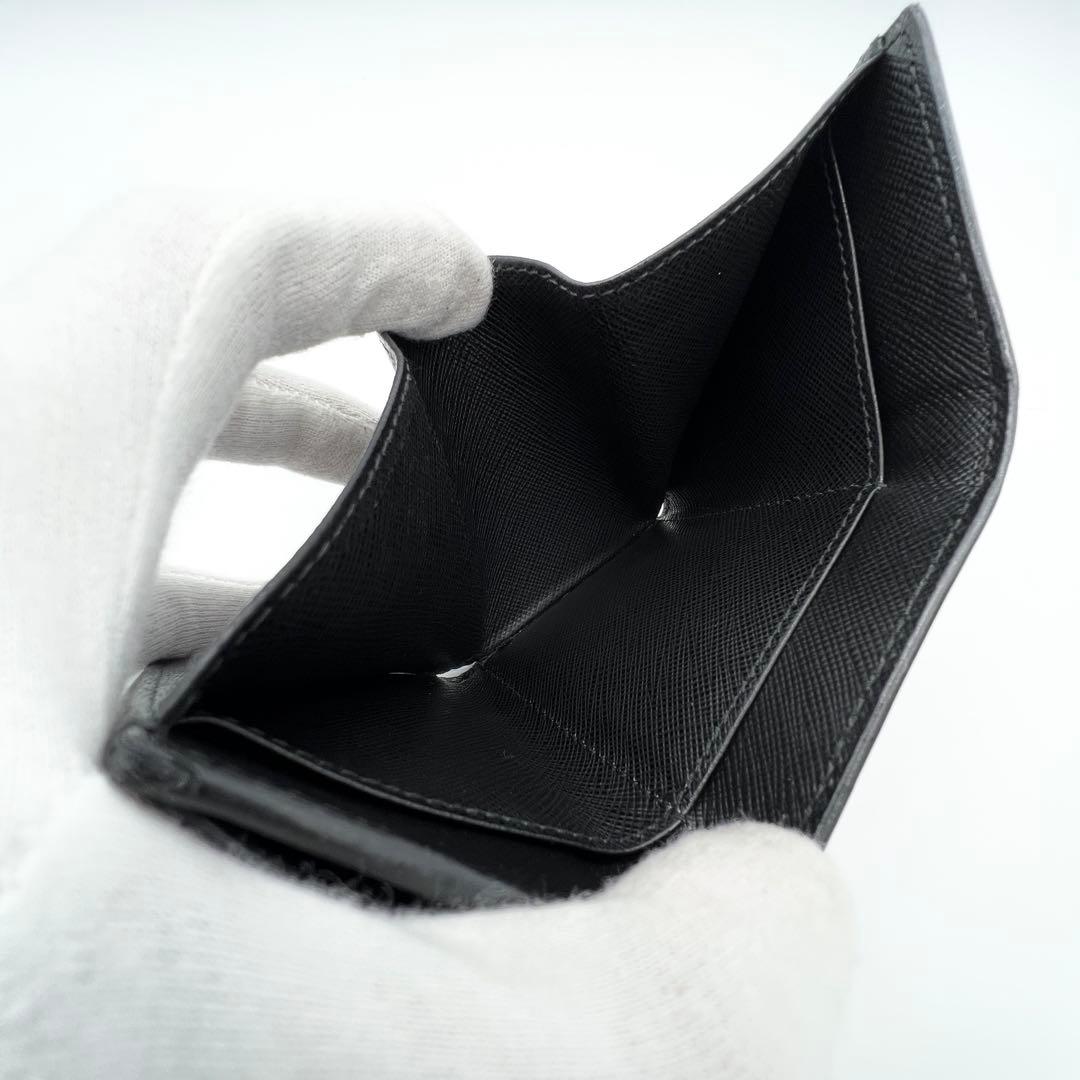 【極美品✨】 プラダ 三つ折り財布 付属品完備 サフィアーノメタル ブラック 黒