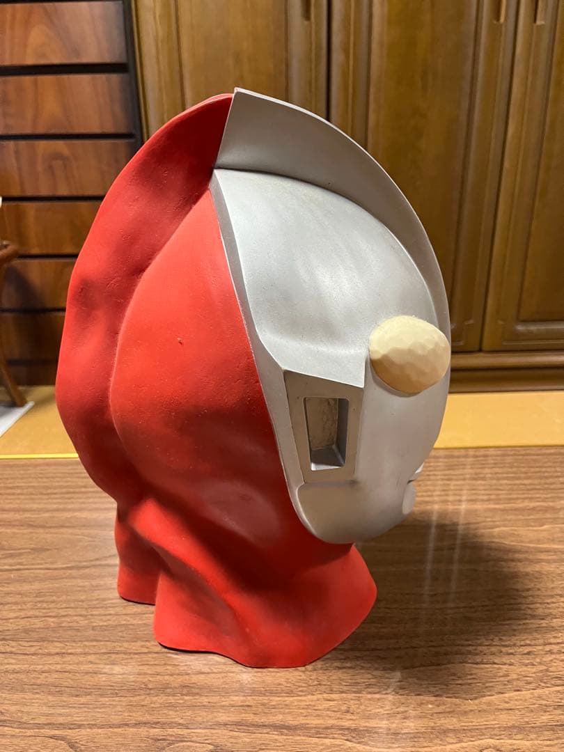 ウルトラマン 1/1 レプリカマスク 頭部 置物　飾り　レア　フィギュア