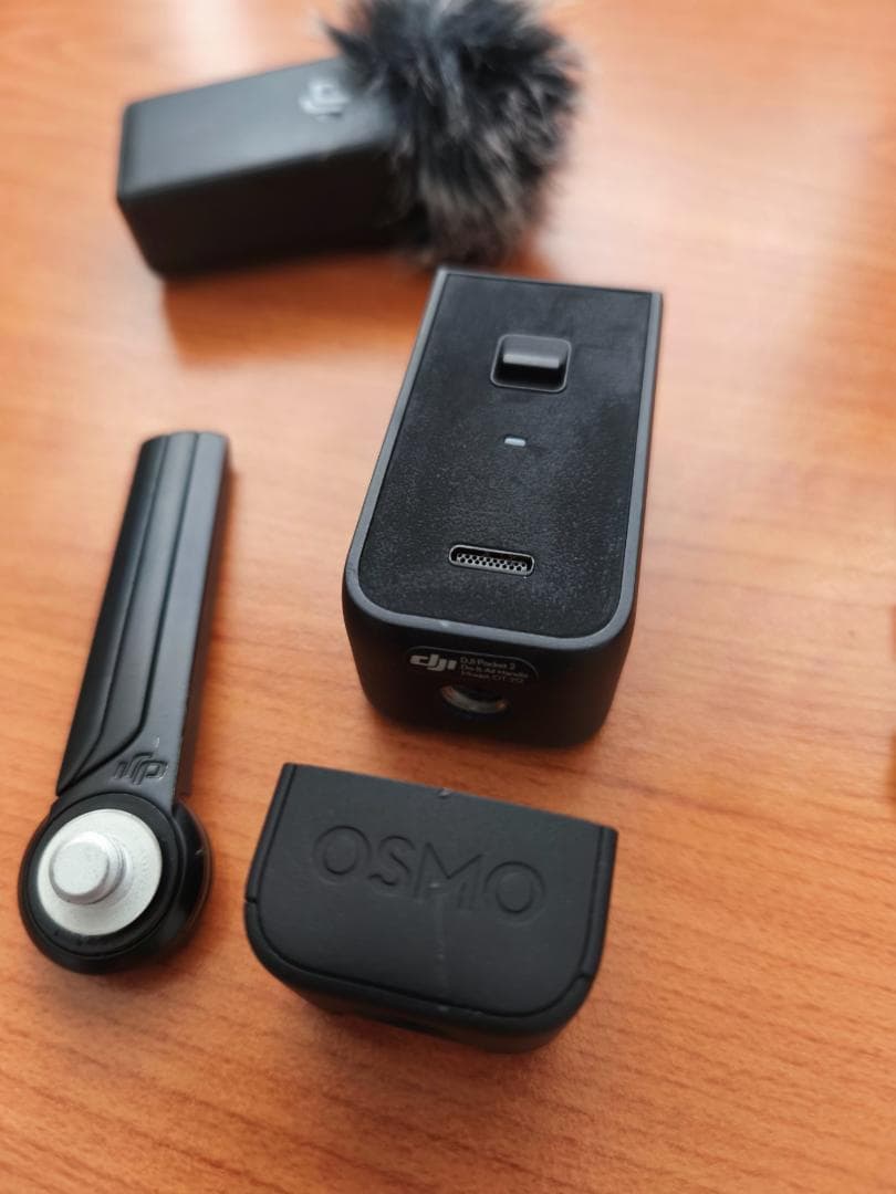 DJI Pocket 2 クリエイターコンボ 【本体新品交換済】※おまけバッグ付