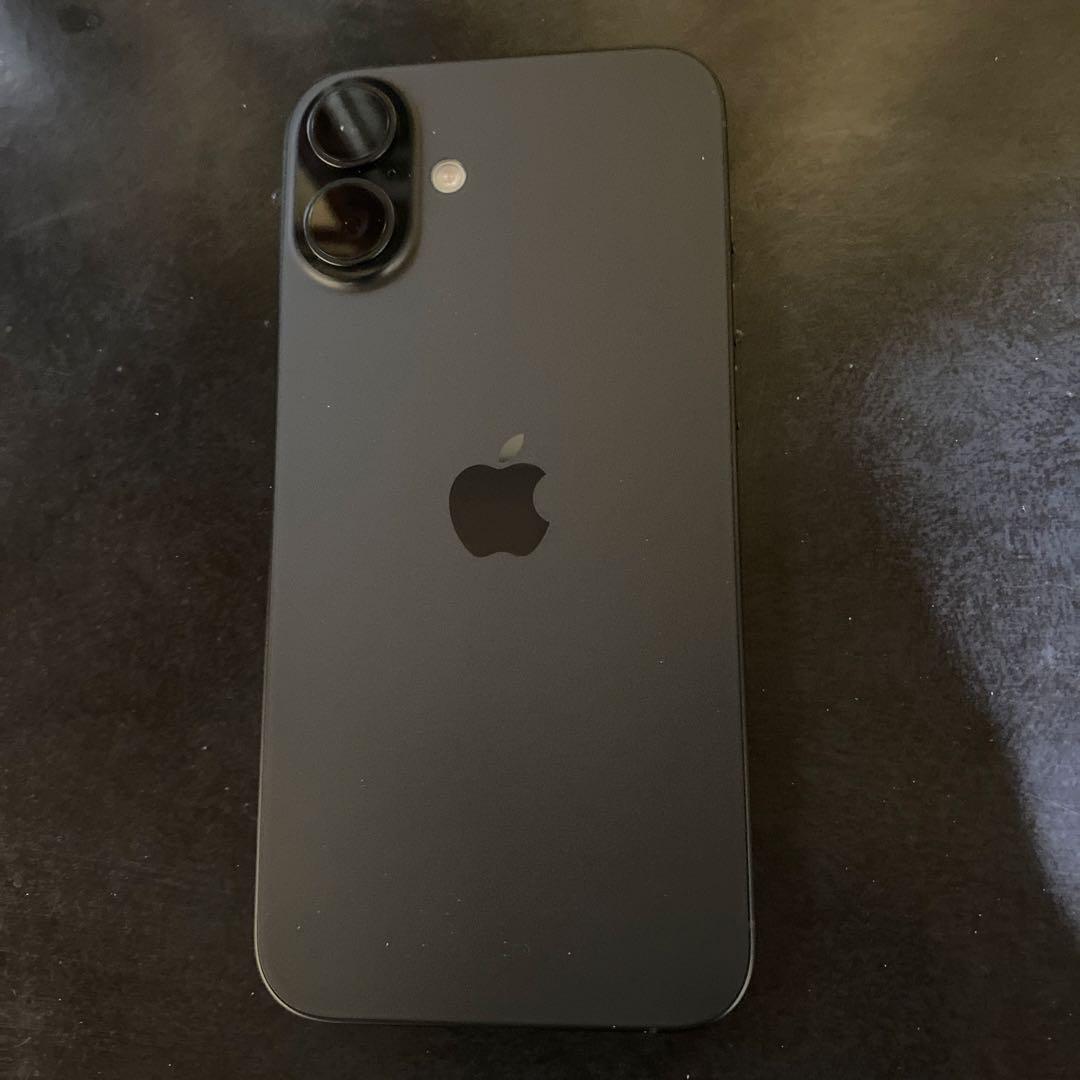 iPhone16plus２５６GB ブラック　フィルム付き