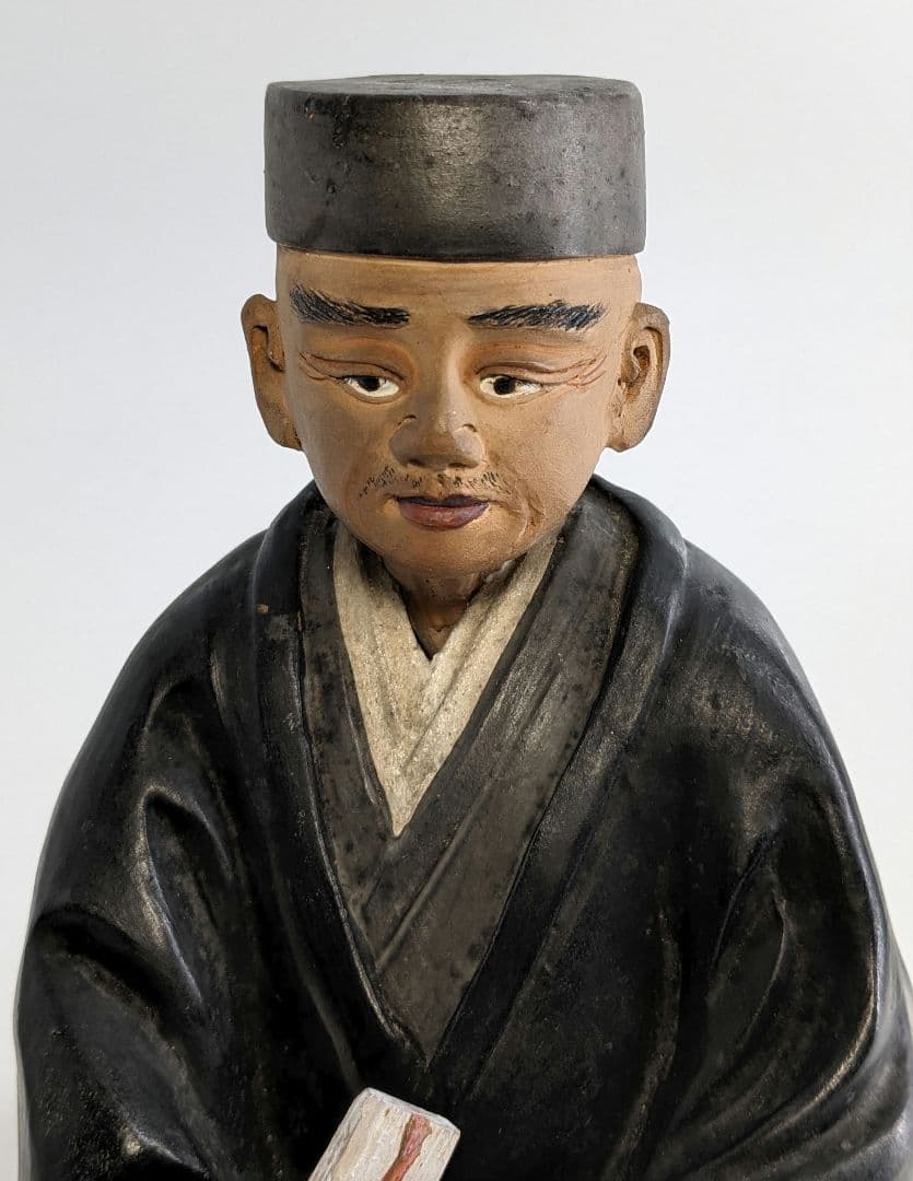 英昌堂泰山 京焼 千利休像 共箱合布 清水焼 陶器人形 置物 彩色陶器 千宗易