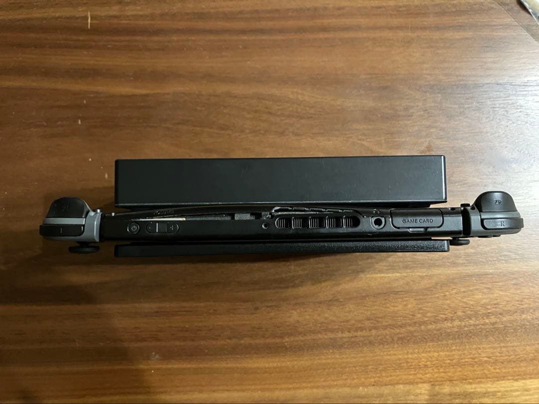 Switch Nintendo Switch 本体(ネジ欠損、浮きあり)