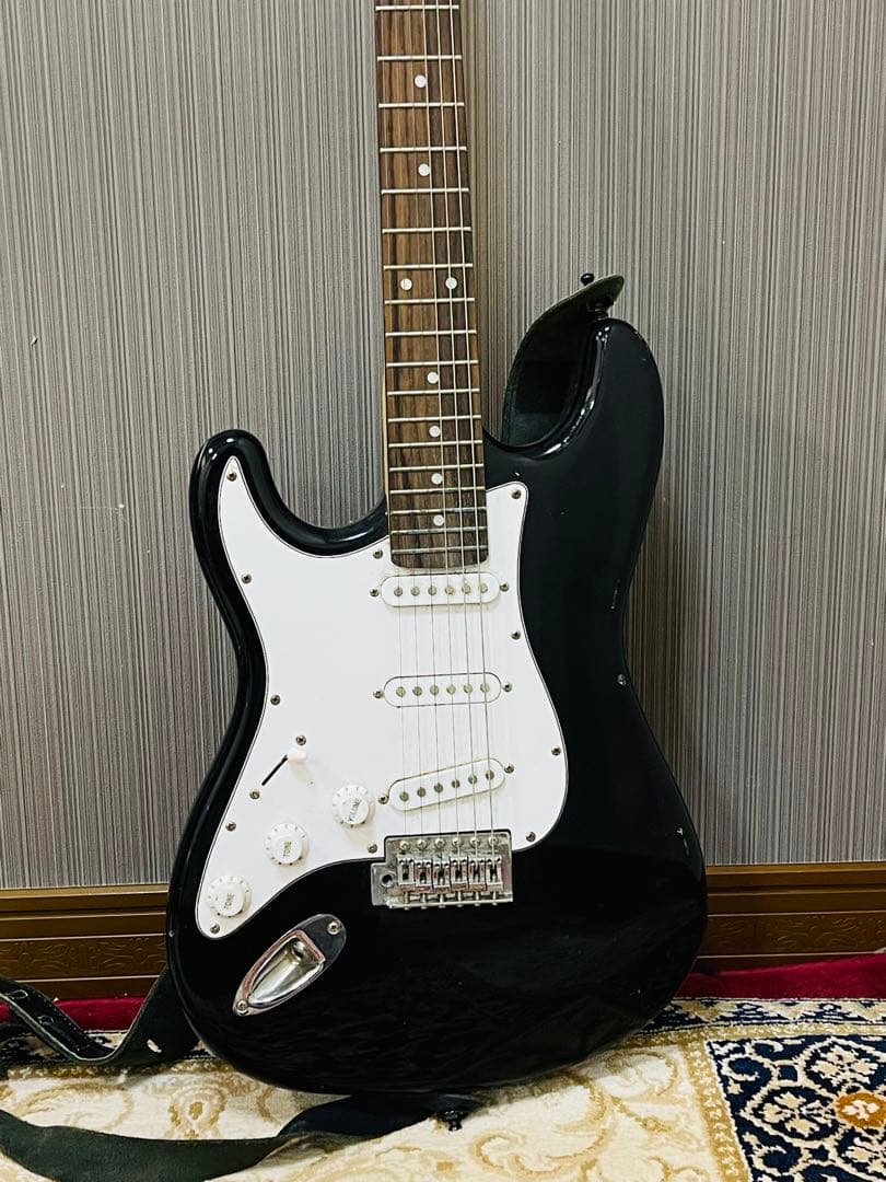 LEGEND エレキギター ストラトキャスタータイプ ブラック