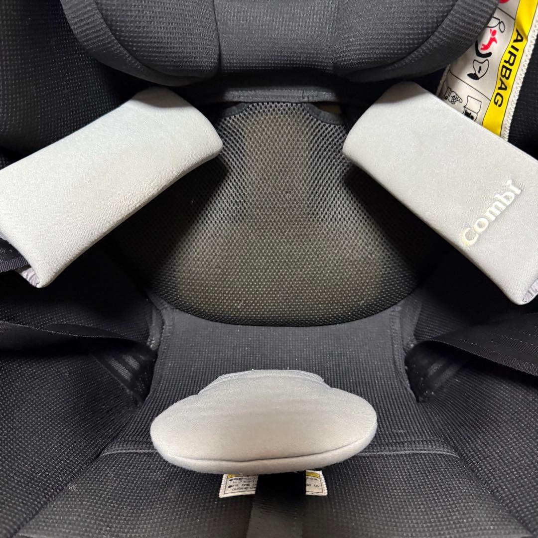 Combi コンビ　クルムーヴスマート Light ISOFIX JM