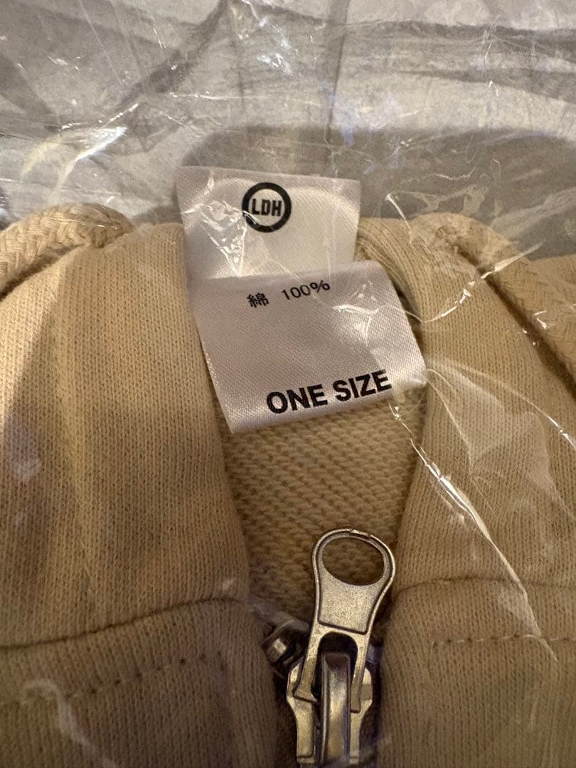 EXILE TAKAHIRO パーカー ペンライト ケース １０点