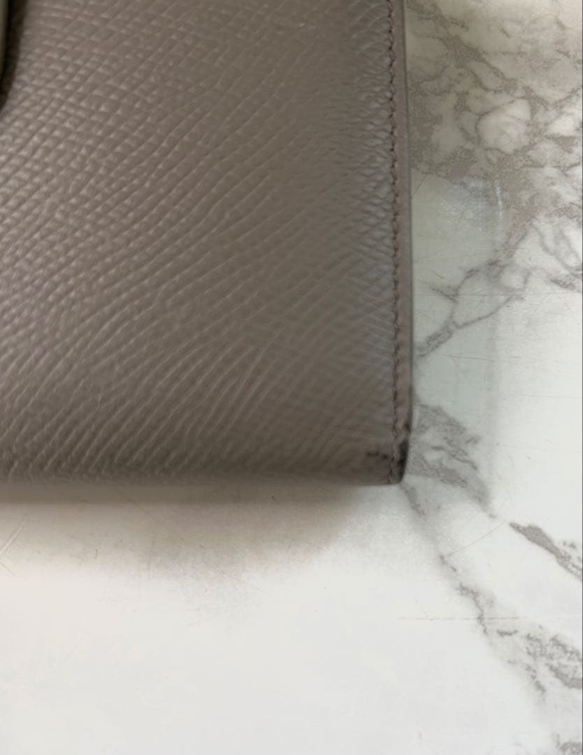 CELINE セリーヌ ミディアムストラップ 二つ折り財布 グレージュ