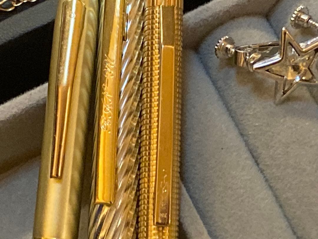 再出品 【遺品整理等】アクセサリー類まとめ売り レア／スワロフスキーラブバード他