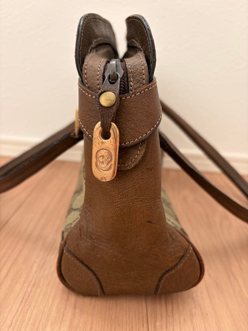 【希少デザイン】GUCCI オールドグッチ ハンドバッグ GGスプリーム 盾ロゴ