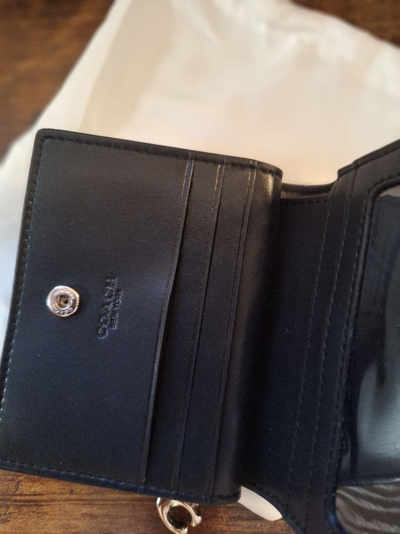 超美品 COACHコーチ 財布 アニマル ブラック&ホワイト