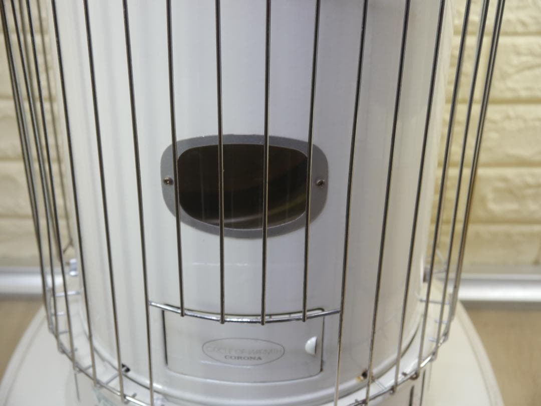 送料無料◇2013年。コロナ 石油ストーブ ホワイト 安全ガード付き