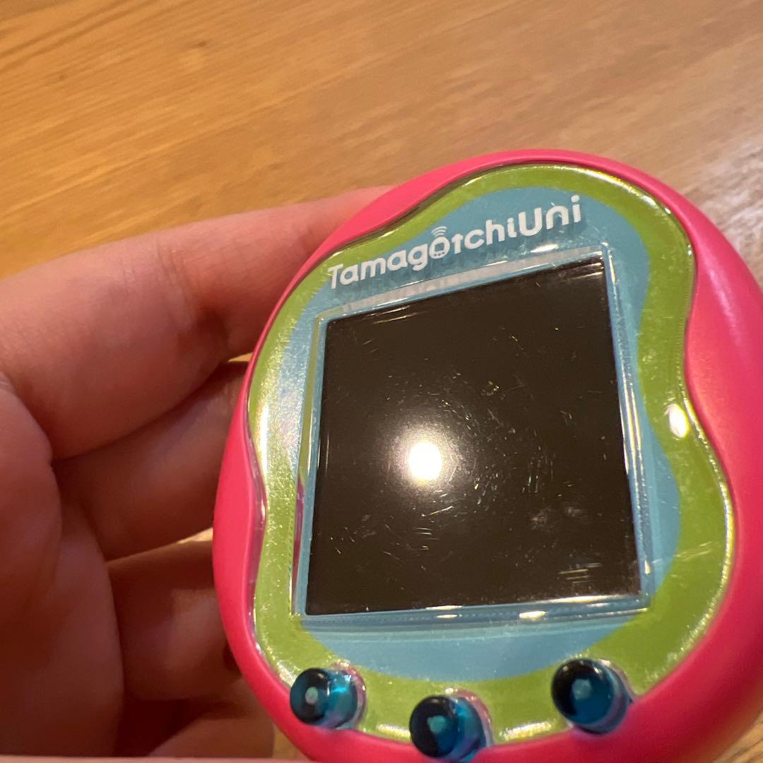 最終値下げ！　たまごっちユニ　ピンク 　「可哀想にランド」ダウンロード済み