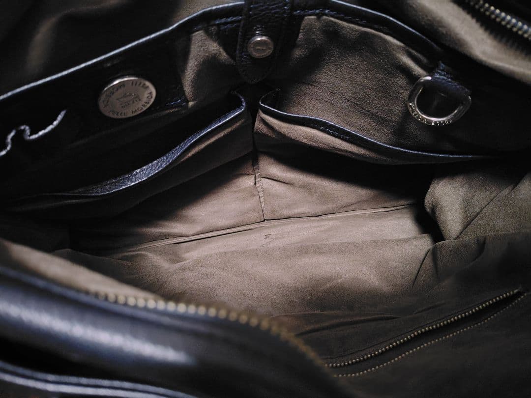 ペッレモルビダ　ネイビー レザー ビジネスバッグ