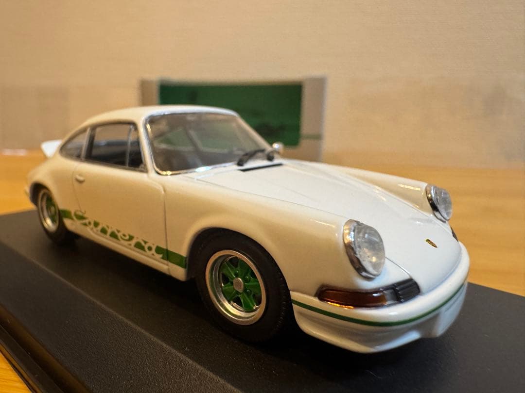 【MINICHAMPS】限定モデル Porsche Carrera RS2.7