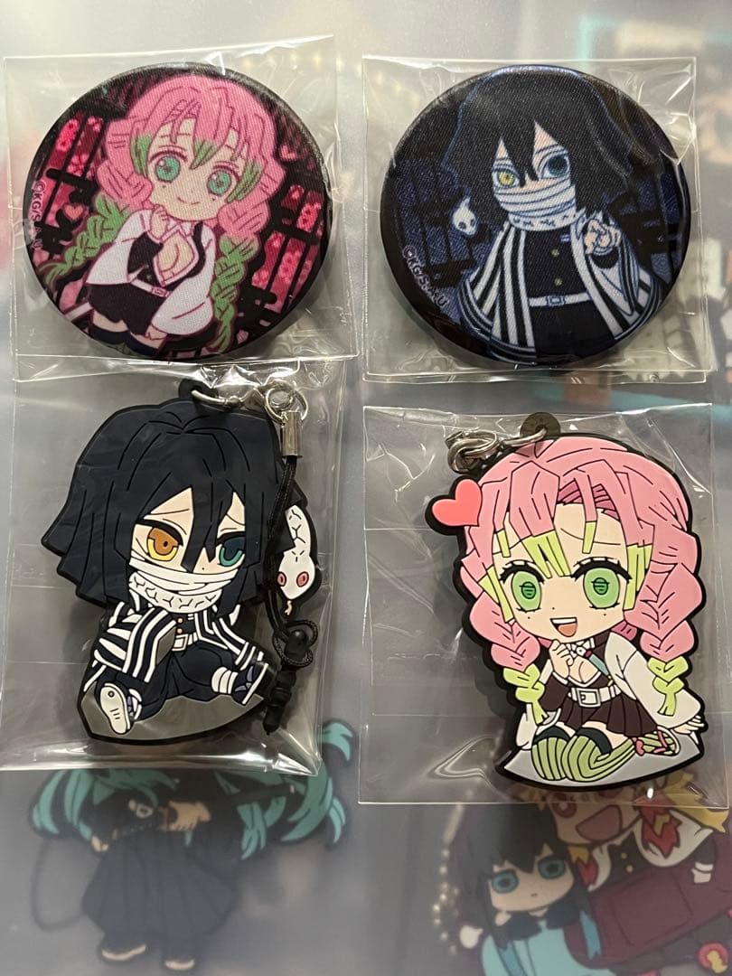 鬼滅の刃 ダイキャストピンバッジ 伊黒小芭内 甘露寺蜜璃 鬼滅の刃×声