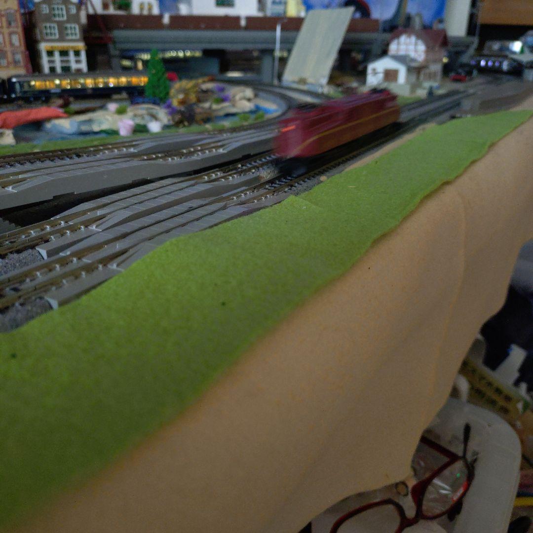 Nゲージ ペンシルバニア鉄道GG1型電気機関車 ARNOLD/RIVAROSSI