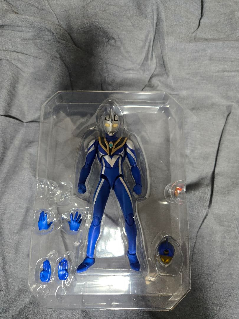 ULTRAACT ウルトラマンアグル V2 ウルトラアクト ウルトラマンガイア