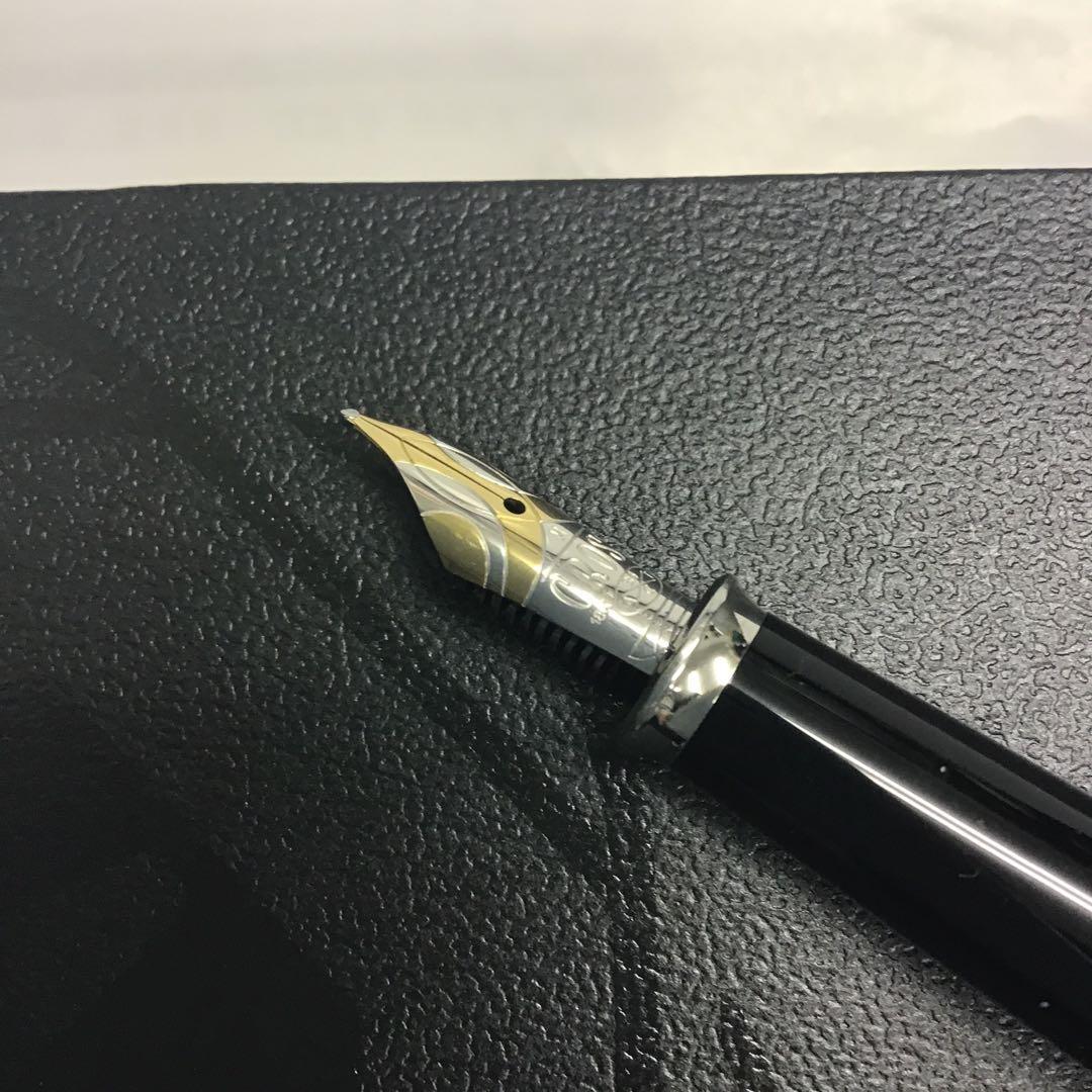 CROSS クロス　タウンゼントブラックラッカー　18金ペンM万年筆　ネーム入