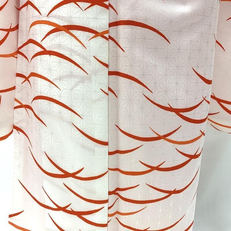 ■411ag104,着物とお小物類■七五三 七歳 女児 着物 芝草 白 ■美品u