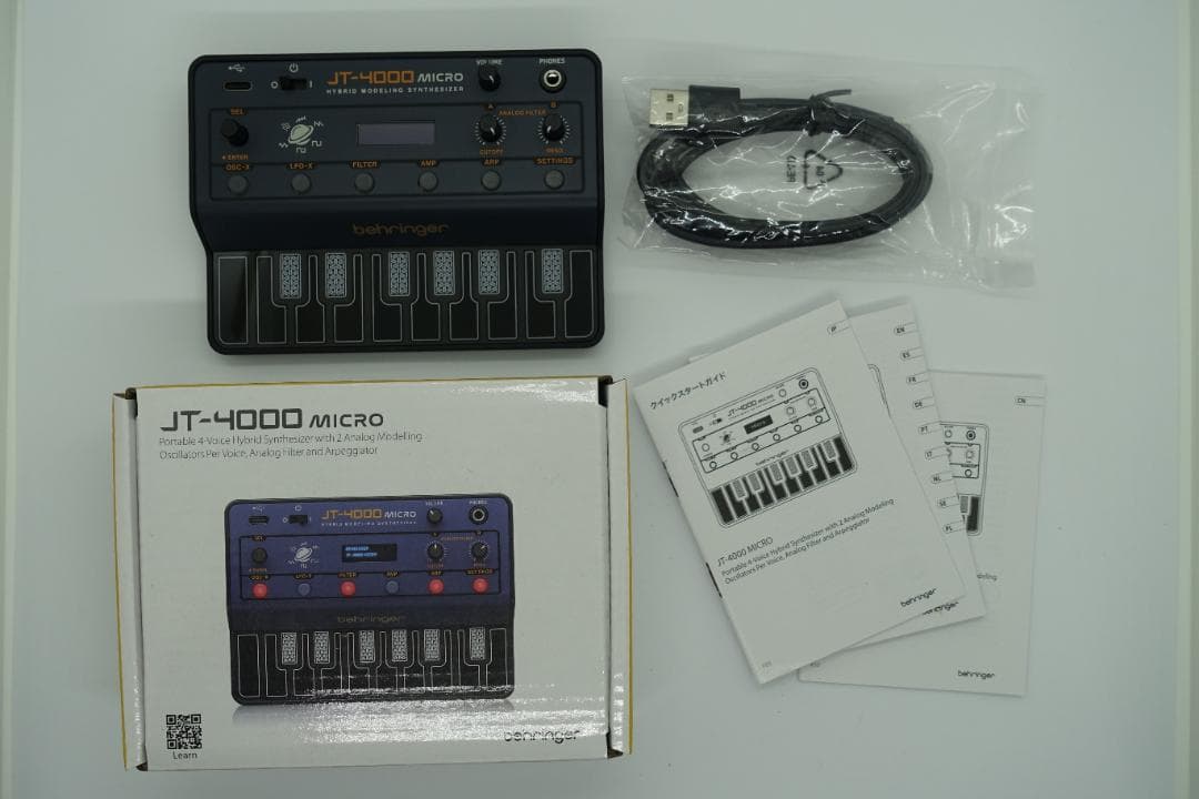 behringer JT-4000 MICRO シンセサイザー