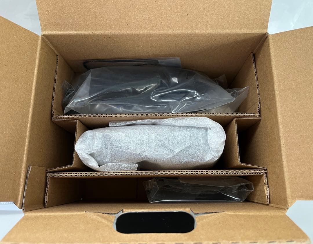 【未使用品】SANYO Xacti DMX-CG11 シルバー