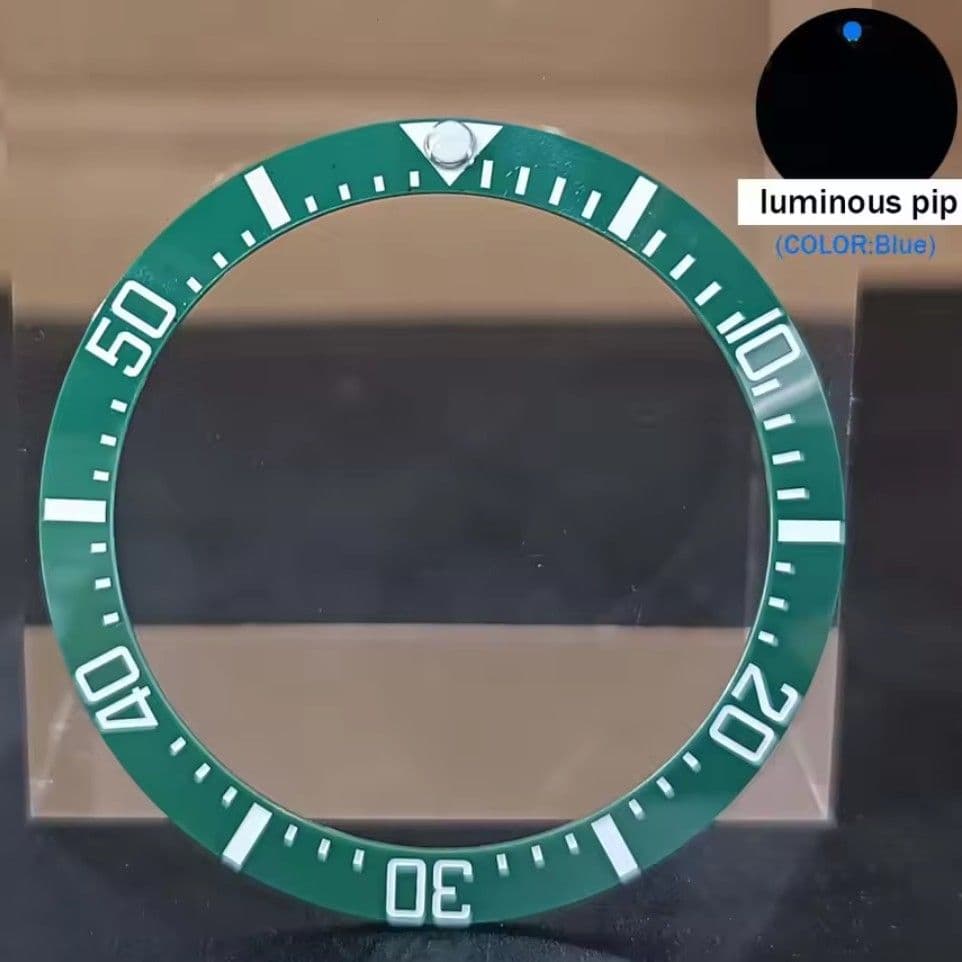 【NH70 MOD カスタム 自動巻 腕時計】カスタム 裏スケ 緑