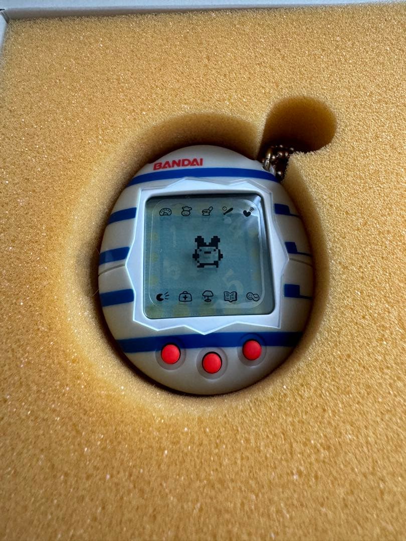 たまごっち　バンダイ新社屋竣工記念品