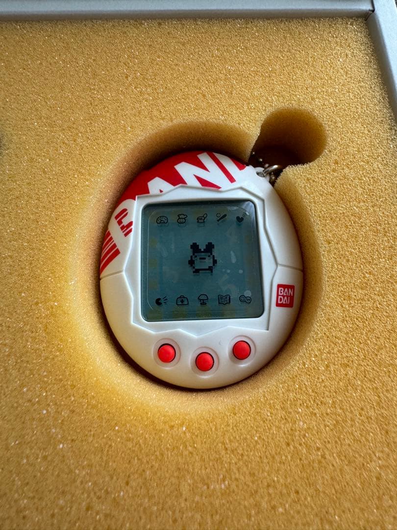 たまごっち　バンダイ新社屋竣工記念品