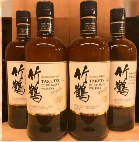 竹鶴700ml 未開封4本セット Amazon.co.jp: 国産ウイスキー ギフトボックス入り 竹鶴ピュアモルト