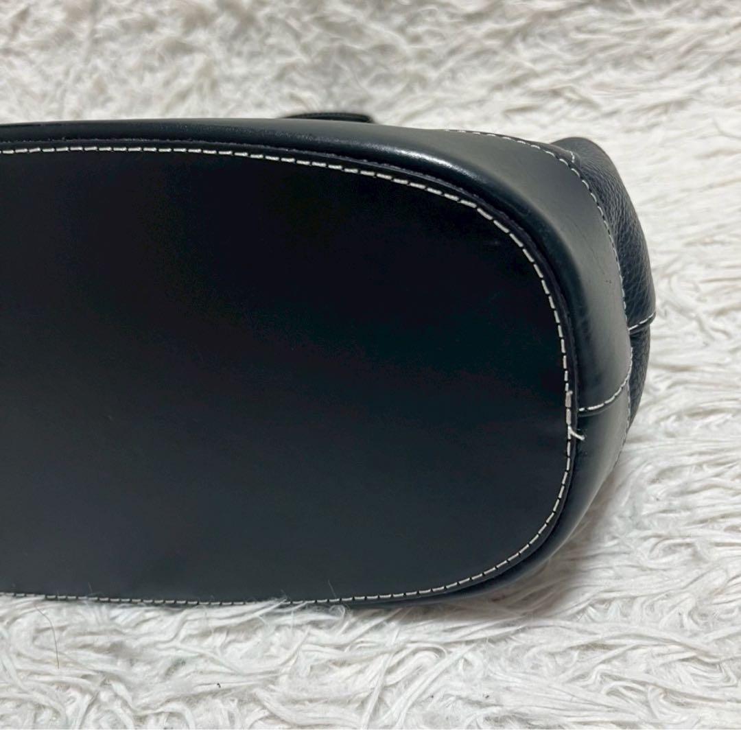 未使用級✨️キタムラ 元町 モトマチ ハンドバッグ チャーム付き ネイビー