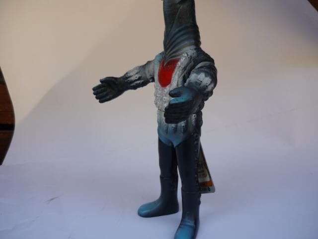 ★ウルトラセブン「ペガッサ星人」ソフビ人形　怪獣シリーズNO１6