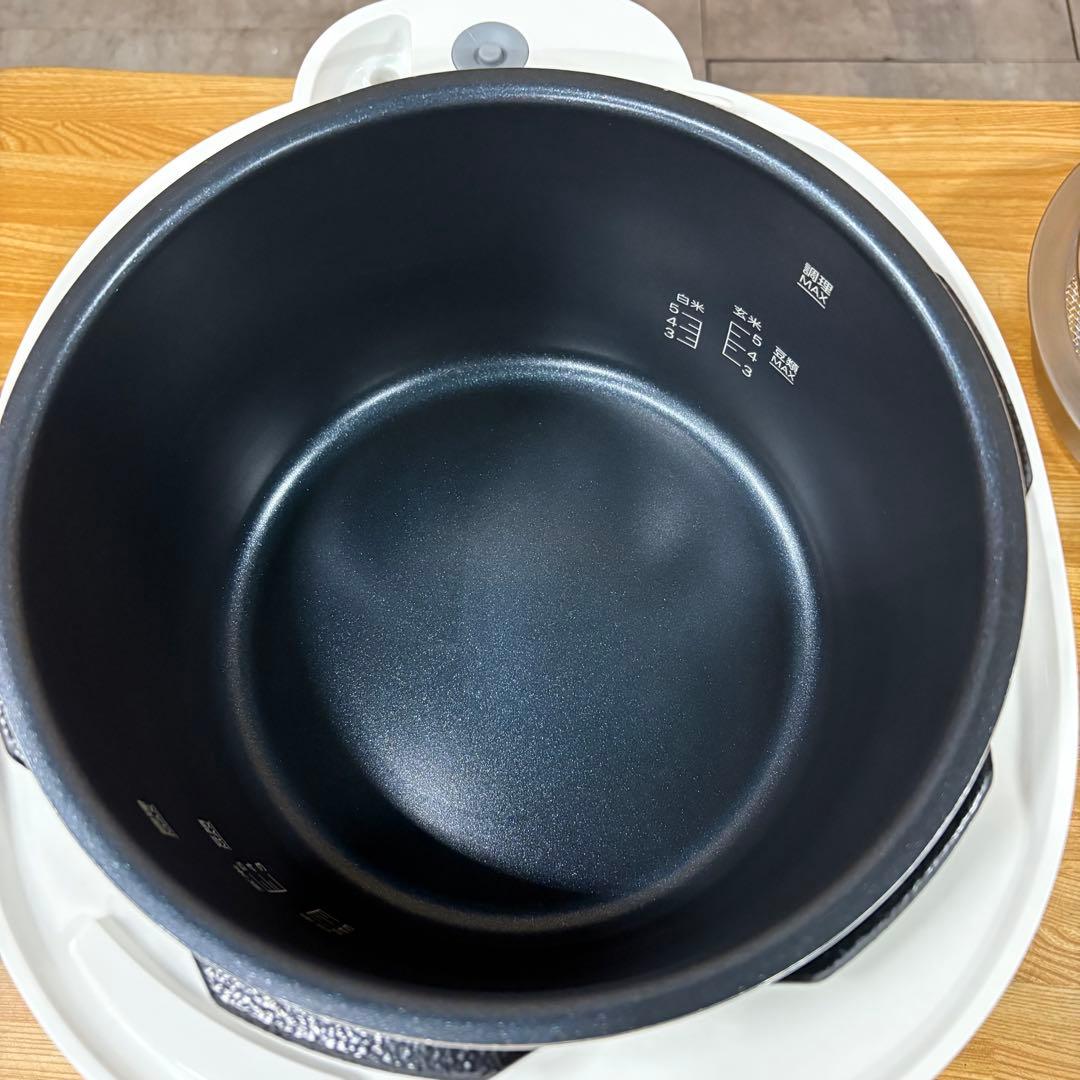 一都三県限定　配送無料　電気圧力鍋　siroca シロカ　2022年製　5.0L