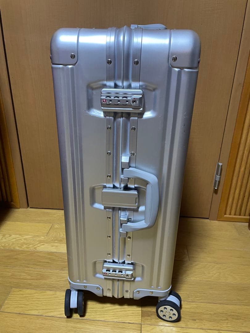 メルセデス・ベンツ アルミスーツケース の通販はau PAY マーケット