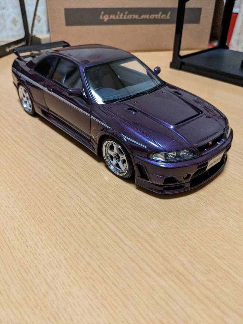 イグニッションモデル1/18　ニスモ R33 GT-R 400R